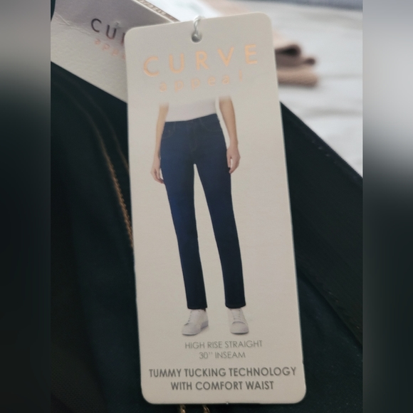 Curve Appeal jeans. Dark wash 30" inseam size 18 stretch - Picture 4 of 4